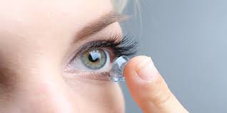 How to wear contact lenses?